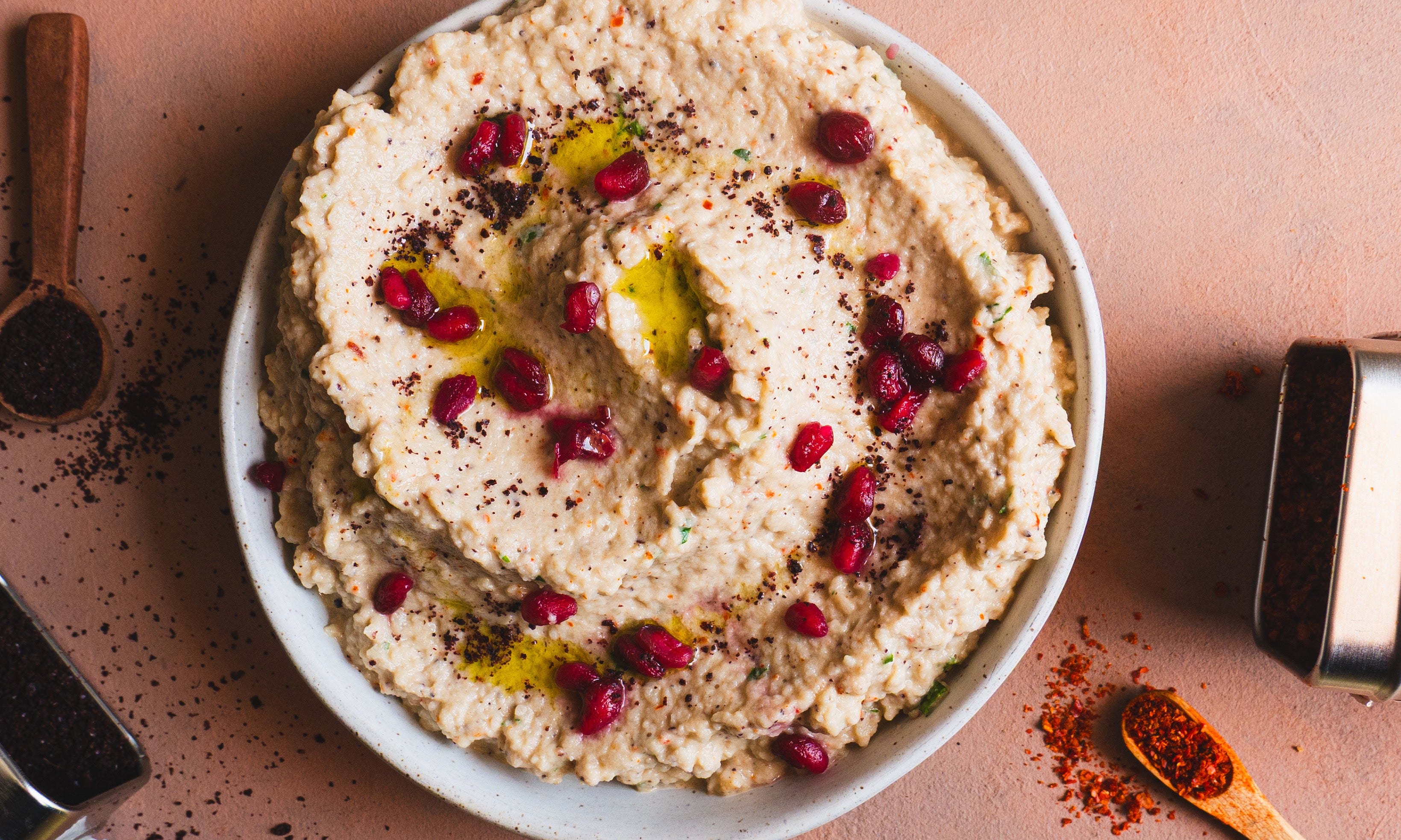 Baba Ganoush met sumak en granaatappelpitjes