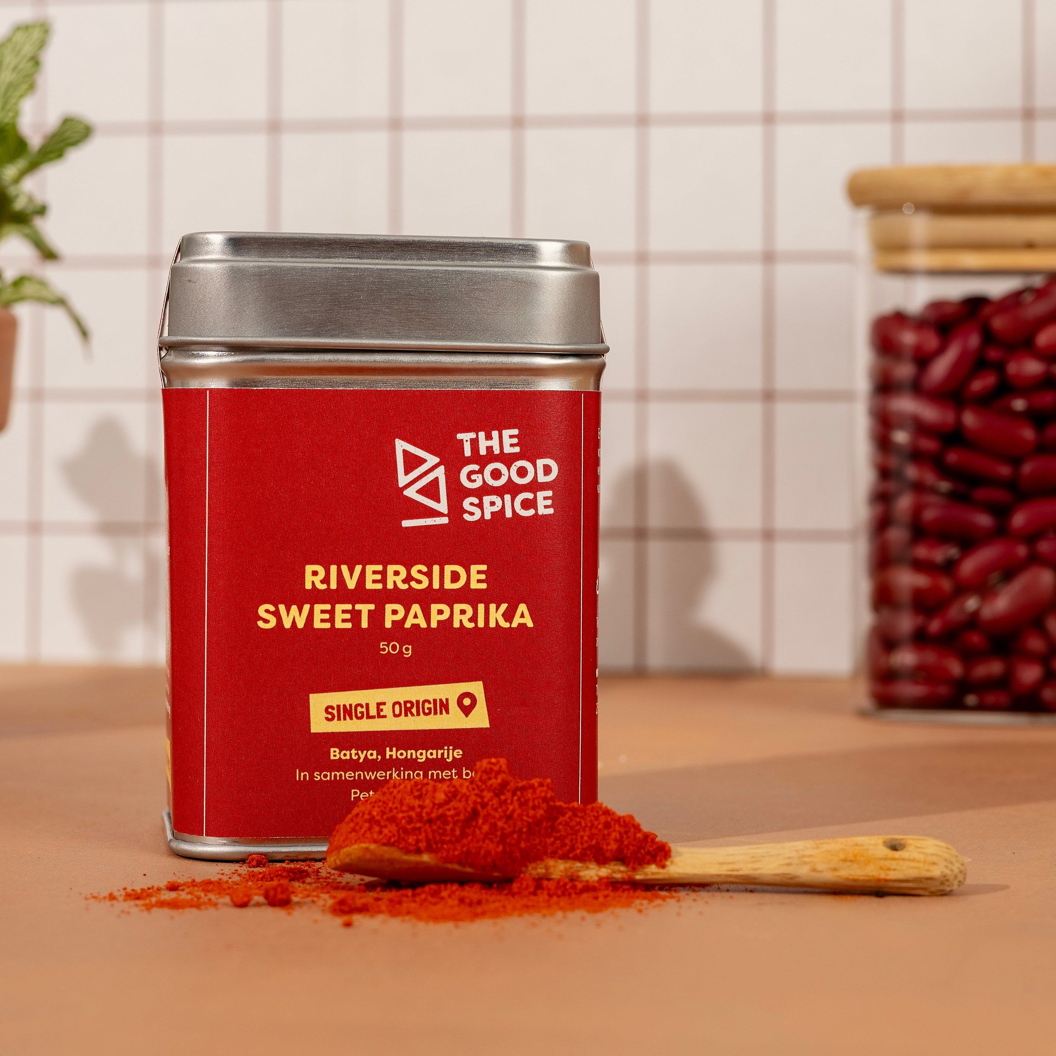 Riverside Sweet Paprika tin