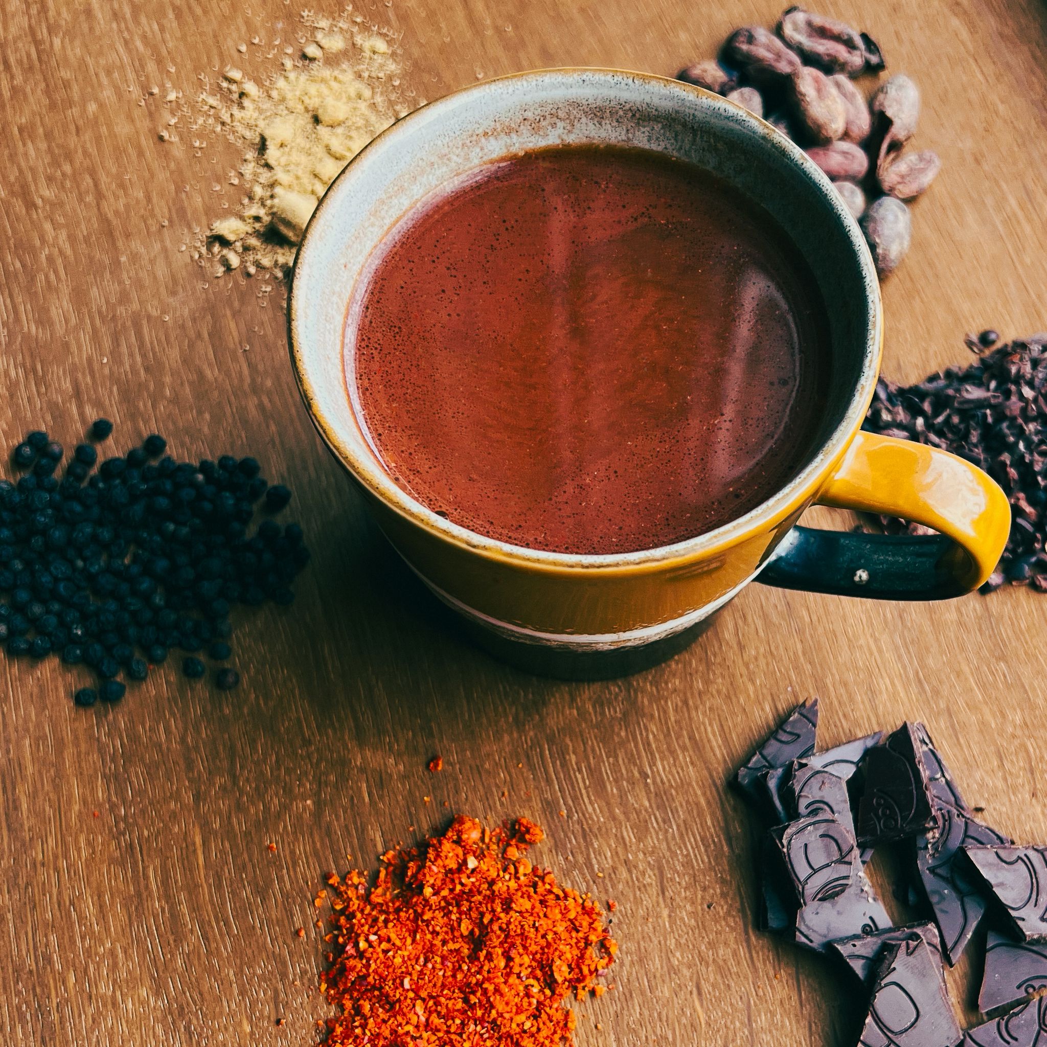 Chocolademelk met chili, zwarte peper & gember x Choco Made